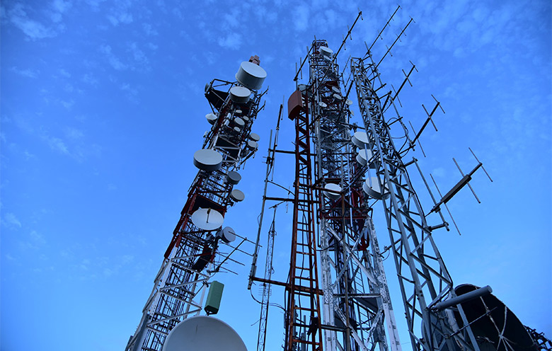 Telecom-Tower-Data-Streaming-Analytics-IoT-Kafka-Druid